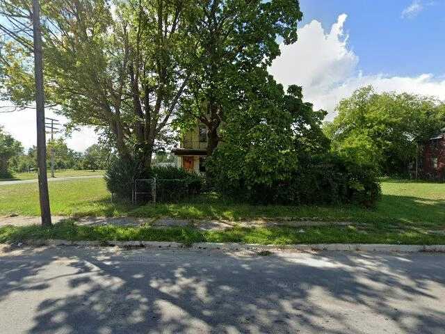 House image located at Detroit, MI 48214