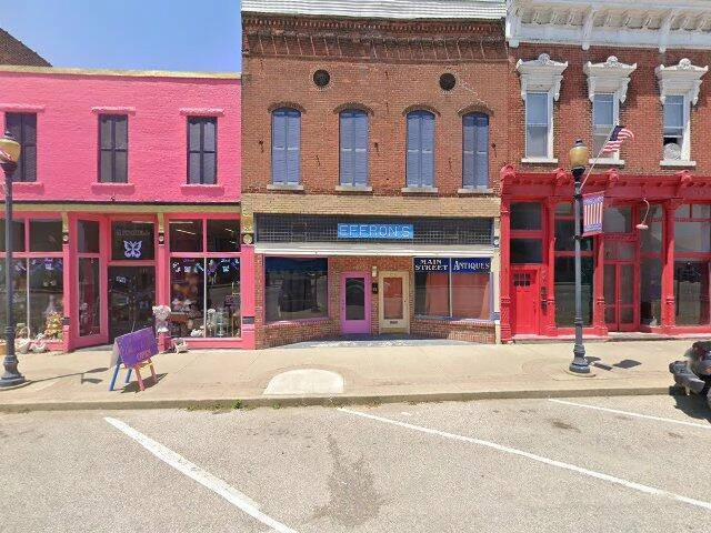 House image located at Mitchell, IN 47446