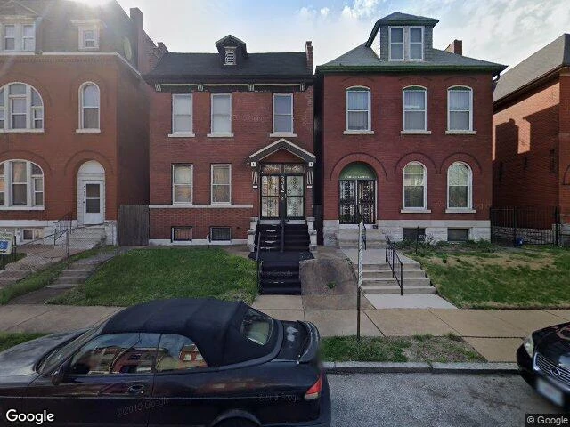 House image located at Saint Louis, MO 63107