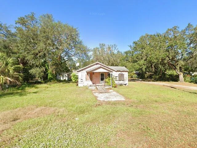 House image located at Bowling Green, FL 33834