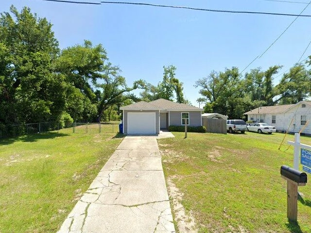 House image located at Panama City, FL 32401