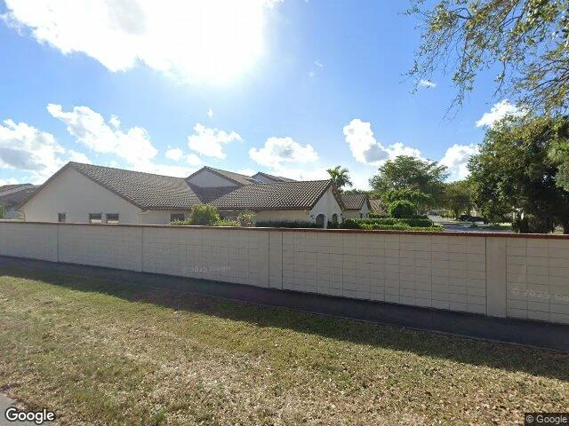 House image located at Miami, FL 33173