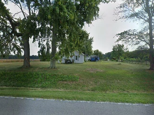House image located at Ina, IL 62846