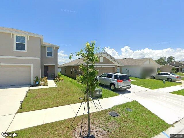 House image located at Ruskin, FL 33570