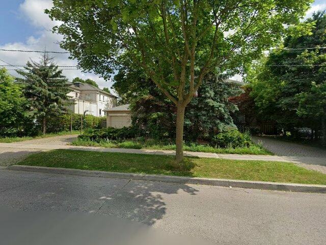 House image located at West Simsbury, CT 06092