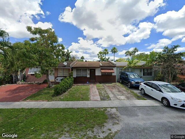 House image located at Hollywood, FL 33023