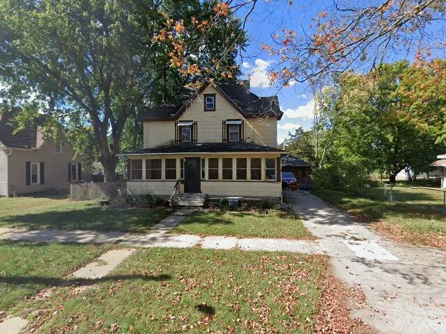 House image located at Mason City, IA 50401