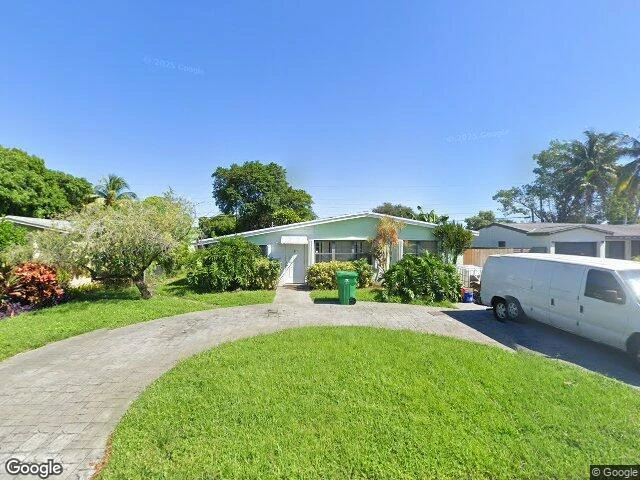 House image located at Hollywood, FL 33023