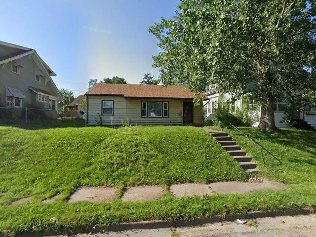 House image located at Rock Island, IL 61201