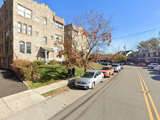 House image located at South Holland, IL 60473