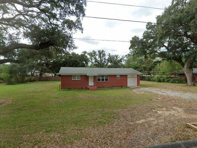 House image located at Milton, FL 32583