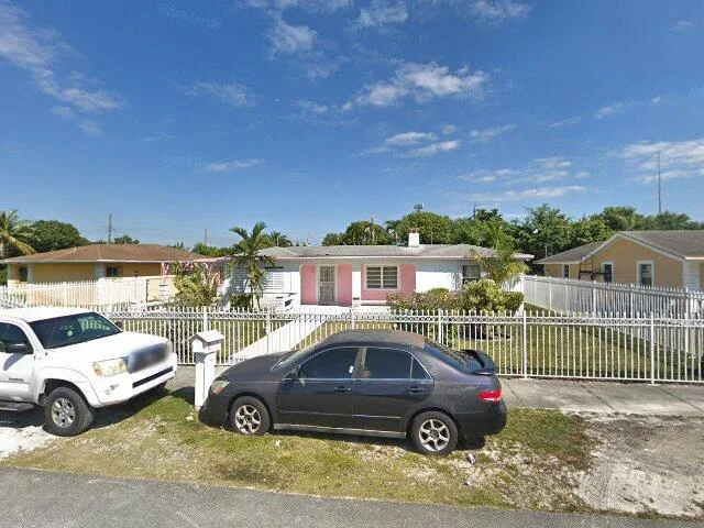House image located at Miami, FL 33168