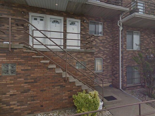 House image located at Staten Island, NY 10305