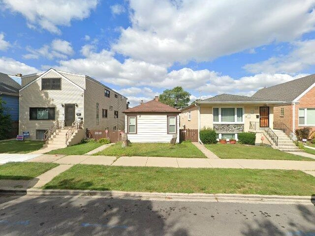 House image located at Chicago, IL 60634