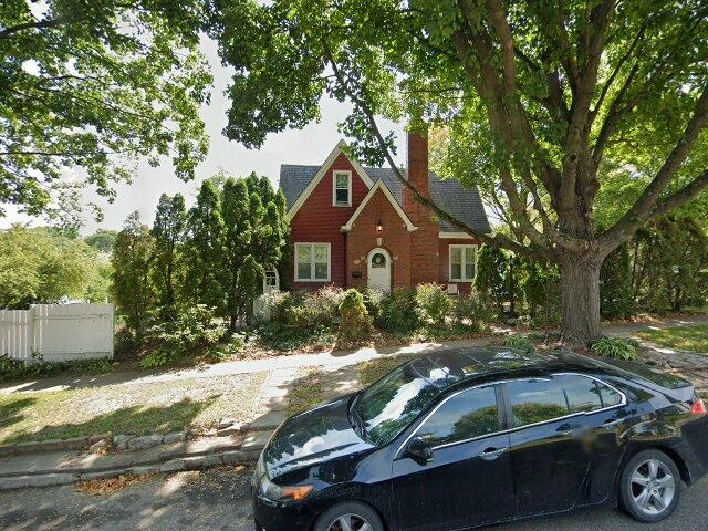 House image located at Burlington, IA 52601