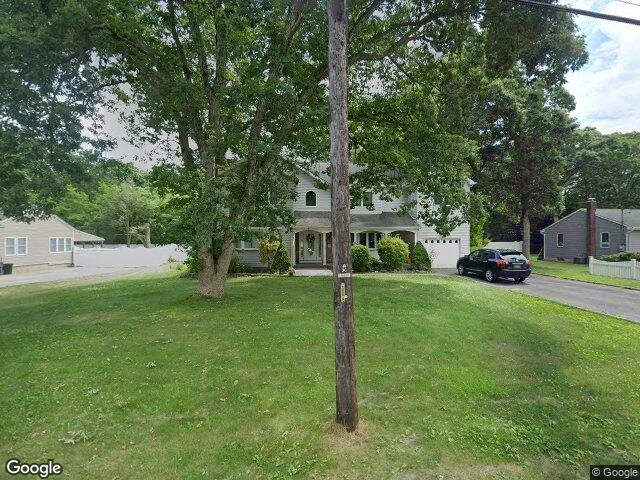 House image located at Bohemia, NY 11716