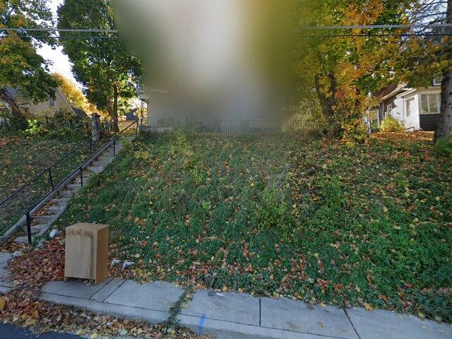 House image located at Elgin, IL 60123