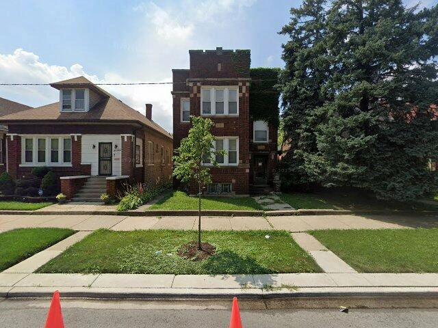 House image located at Chicago, IL 60620