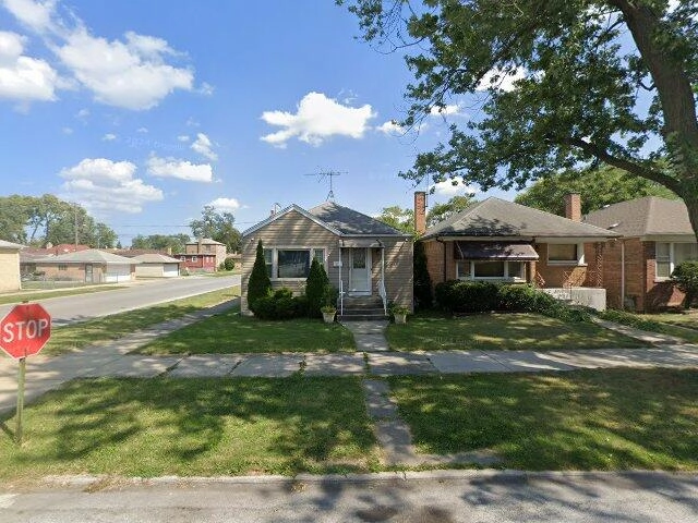 House image located at Riverdale, IL 60827