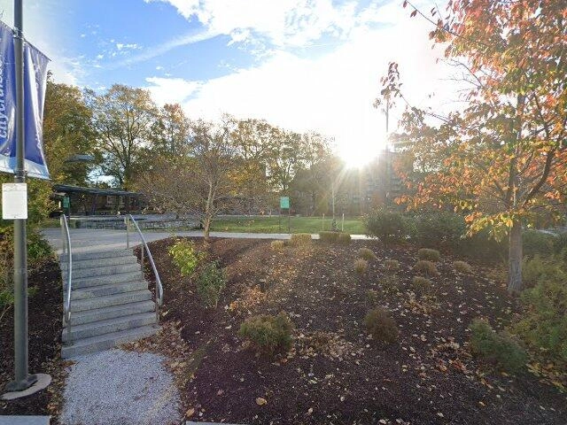 House image located at Washington, DC 20024