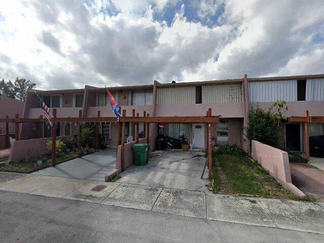 House image located at Miami, FL 33183