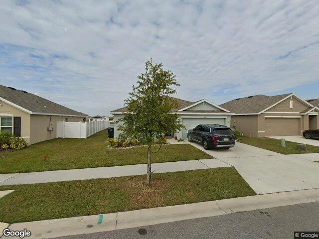 House image located at Ruskin, FL 33570