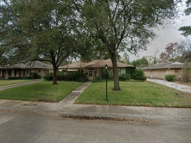 House image located at Houston, TX 77042