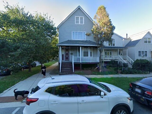 House image located at Chicago, IL 60657