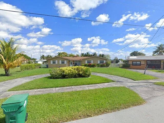 House image located at Miami, FL 33169