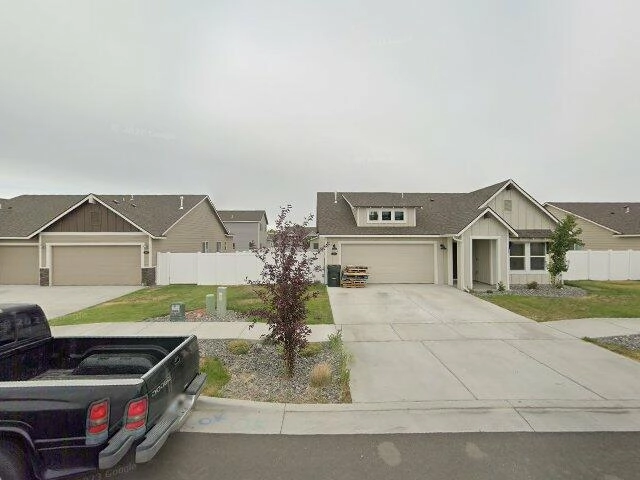 House image located at Hermiston, OR 97838