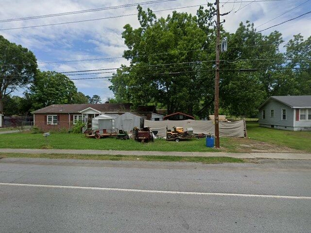 House image located at Calhoun Falls, SC 29628