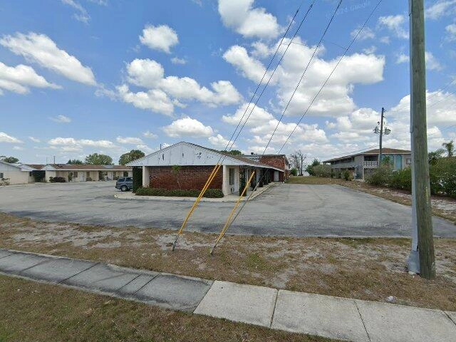 House image located at Sebring, FL 33870