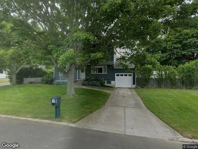 House image located at Bohemia, NY 11716