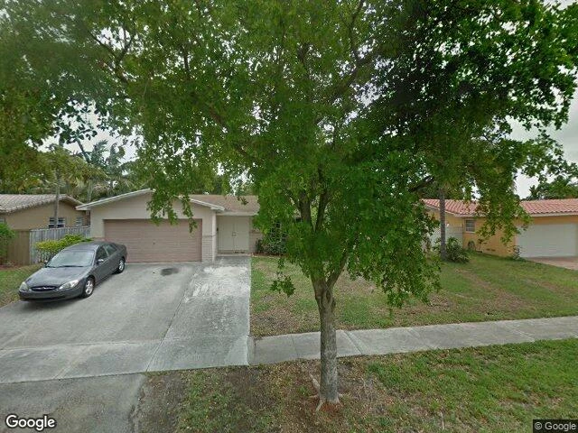 House image located at Hollywood, FL 33021