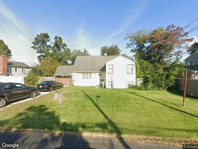 House image located at Bay Shore, NY 11706