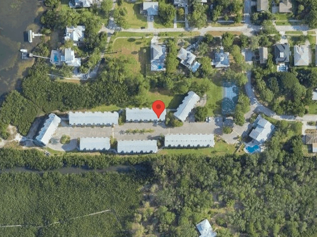 House image located at Tarpon Springs, FL 34689