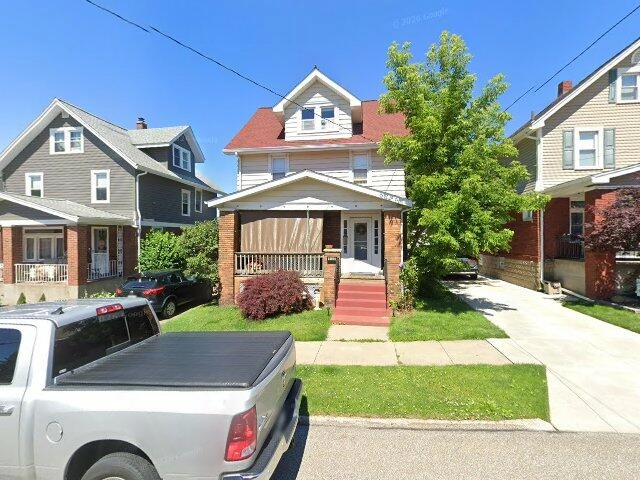 House image located at Oakland, CA 94601