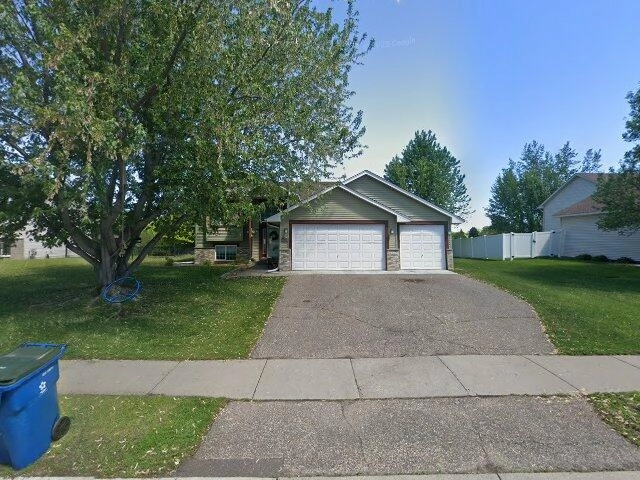 House image located at Albertville, MN 55301