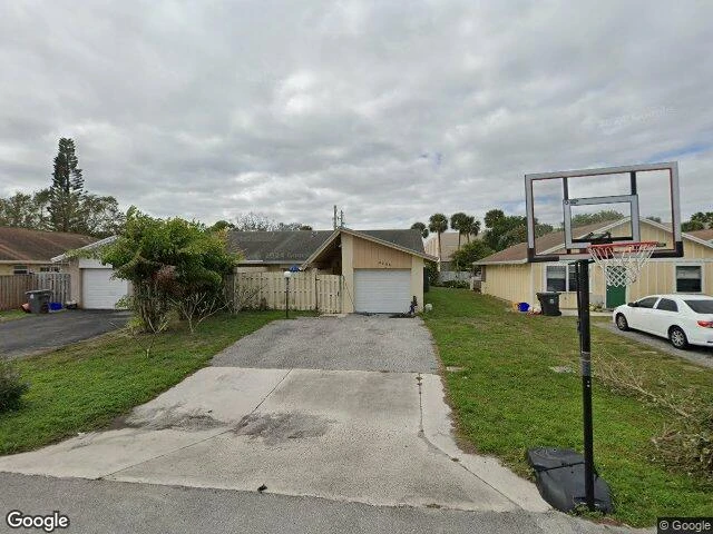 House image located at West Palm Beach, FL 33403