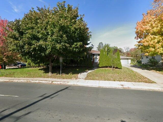 House image located at Minneapolis, MN 55418