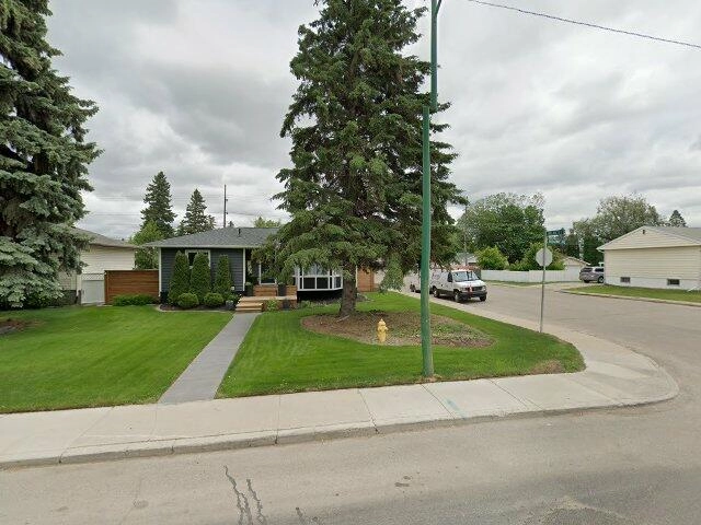 House image located at Harvey, LA 70058