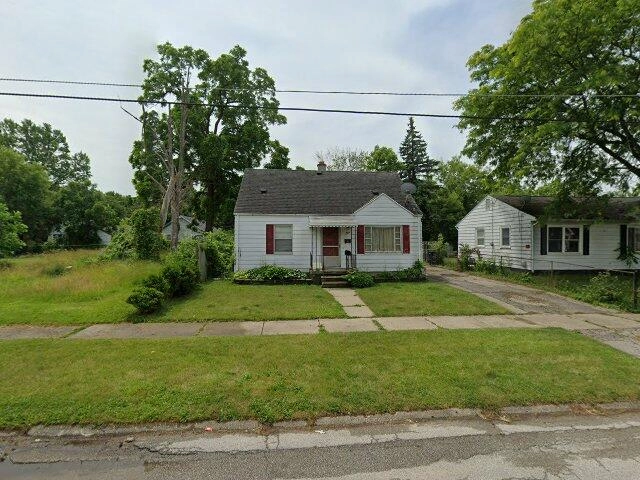 House image located at Flint, MI 48507