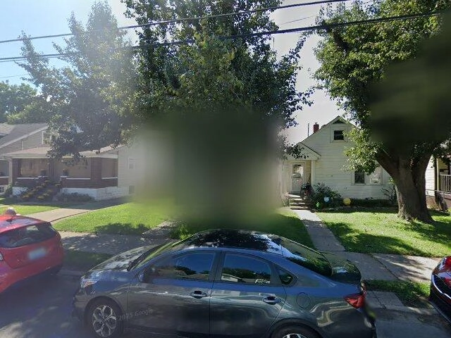House image located at Louisville, KY 40215