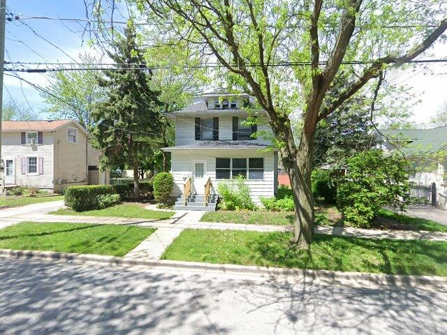 House image located at Aurora, IL 60505