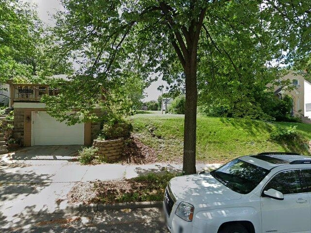 House image located at Minneapolis, MN 55412