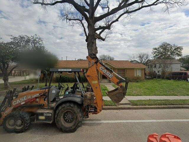 House image located at Houston, TX 77009