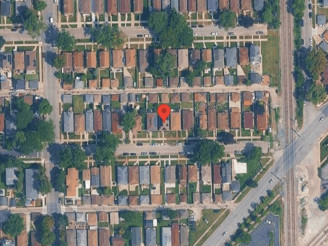 House image located at Chicago, IL 60652