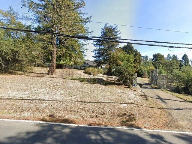 House image located at Oakland, CA 94619