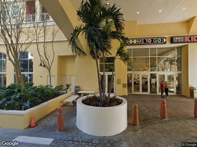 House image located at Miami, FL 33156