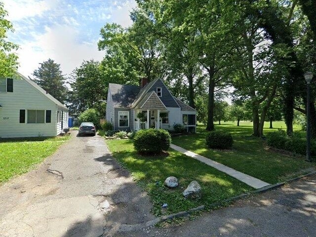 House image located at Columbus, OH 43206